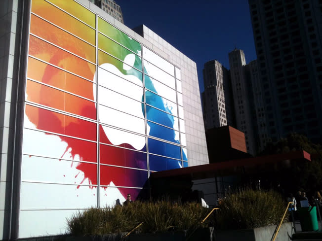Apple stock hits all-time high as investors anticipate iPhone 5 and iPad mini