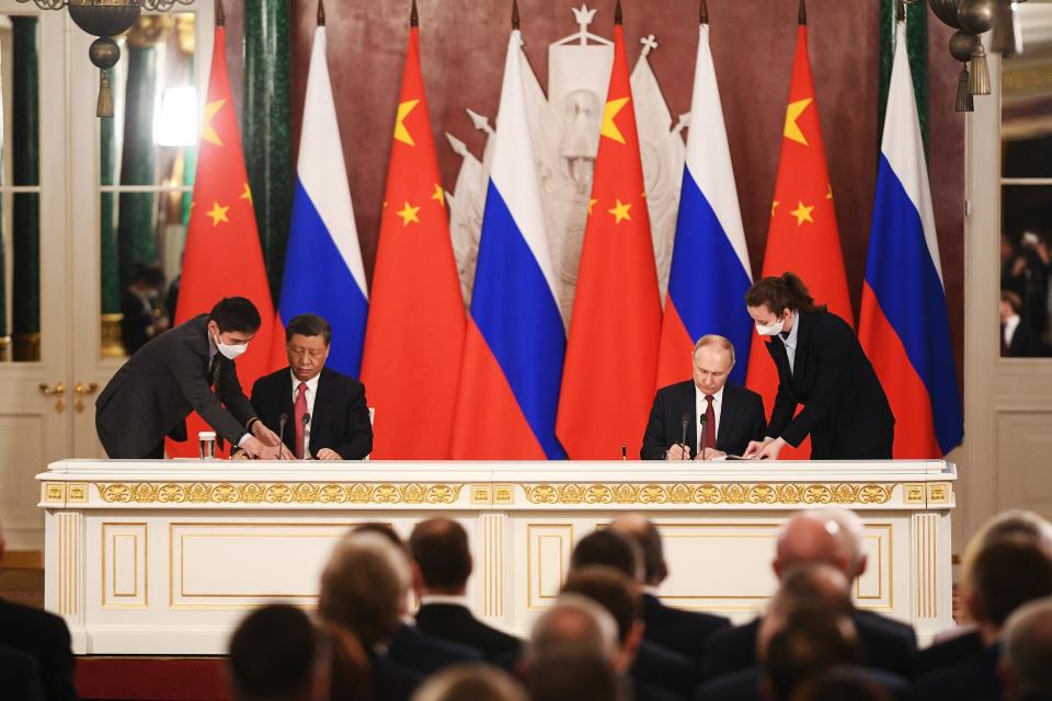 Russian President Vladimir Putin, right, and Chinese President Xi Jinping attend a signing ceremony following their talks at The Grand Kremlin Palace, in Moscow, Russia, Tuesday, March 21, 2023. (Vladimir Astapkovich, Sputnik, Kremlin Pool Photo via AP)