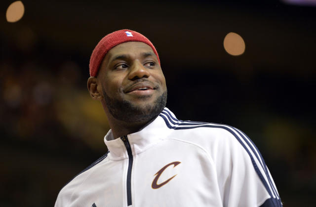 LeBron James sets tone for Cavaliers, and Cleveland, with leadership