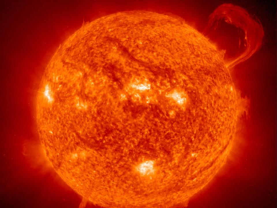 sun solar eruption