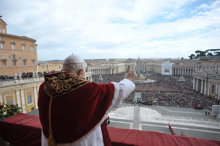 Pope Benedict XVI; Benedicto XVI; papa emérito; mundo