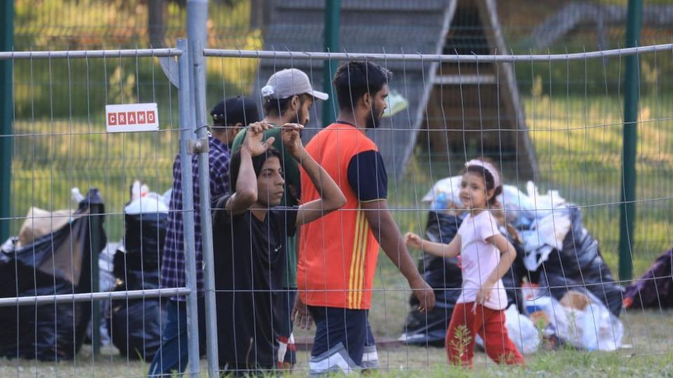 Migrantes en la frontera entre Bielorrusia y Lituania.