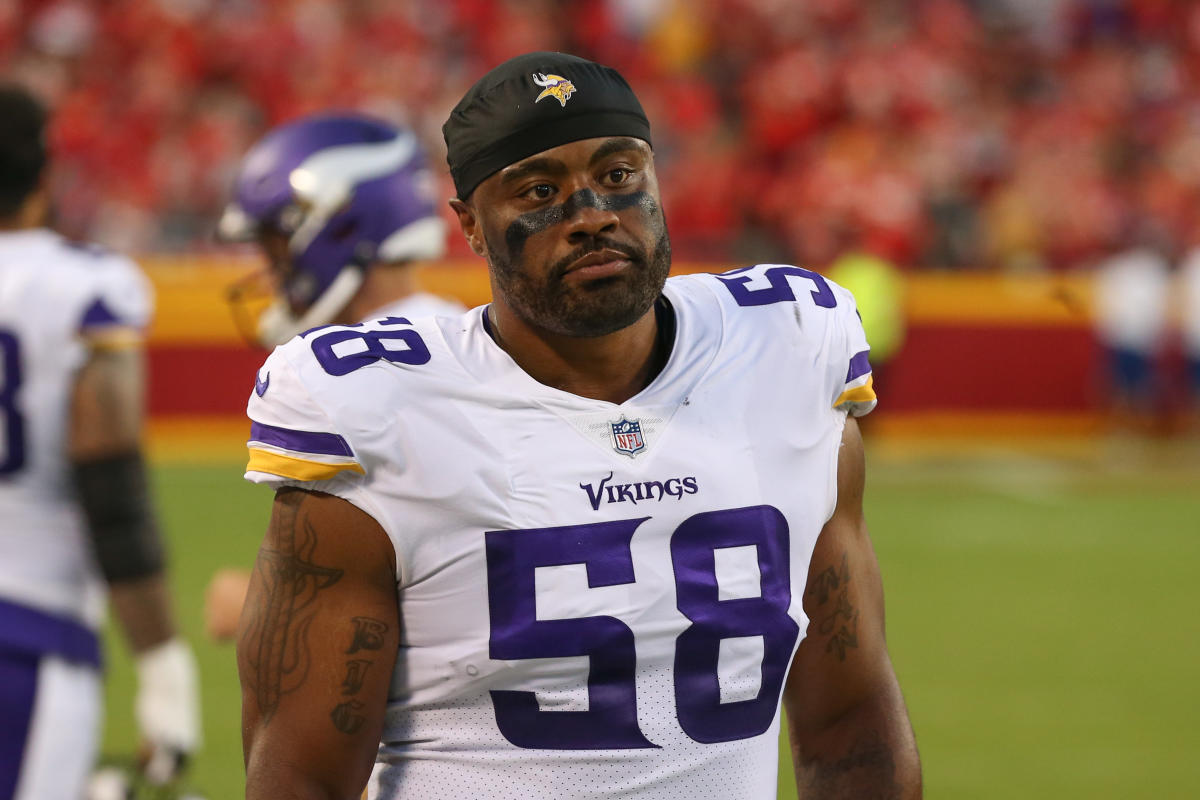 Everson Griffen to miss game after deer causes car crash