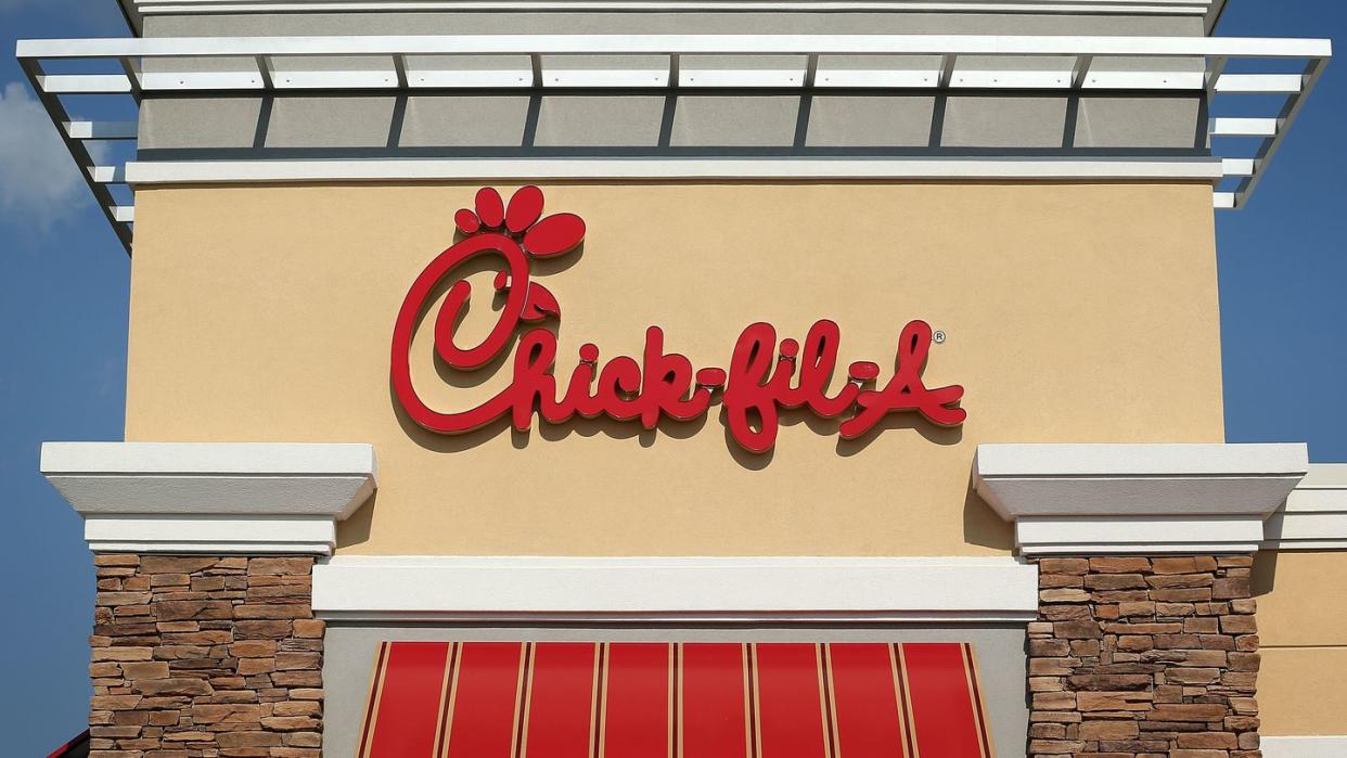 chick fil a embattled in controversy over anti gay marriage remarks