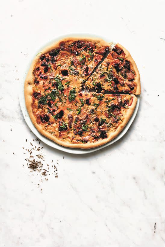 La tarte, un bon moyen de faire manger des légumes aux enfants, à décliner avec des poireaux, des épinards ou des poivrons. (Photo: Recette/ Photographie: Claire Payen/Vincent Amiel pour les Editions Solar)