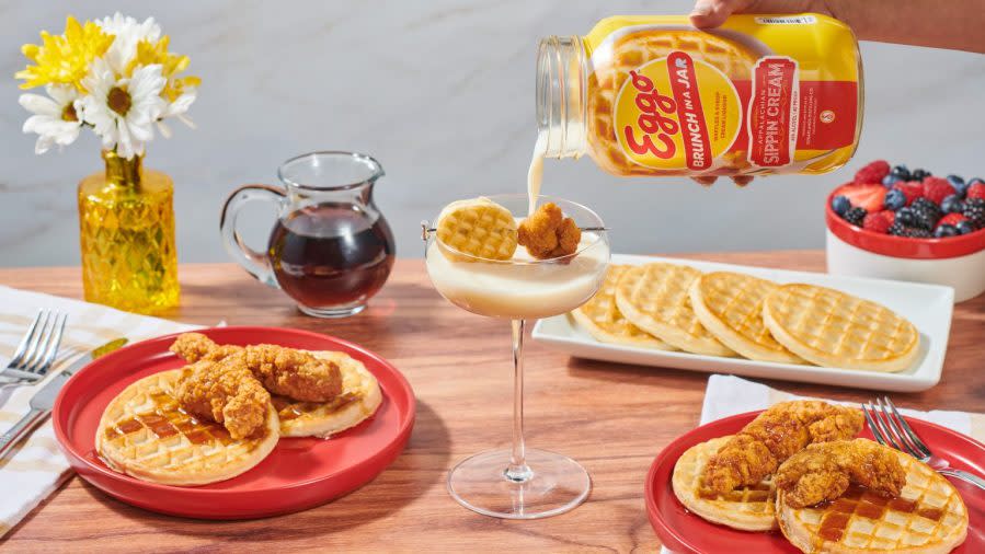 Eggo Brunch in a Jar Waffles & Syrup Sippin’ Cream (Coutresy of Eggo via Sugarlands)