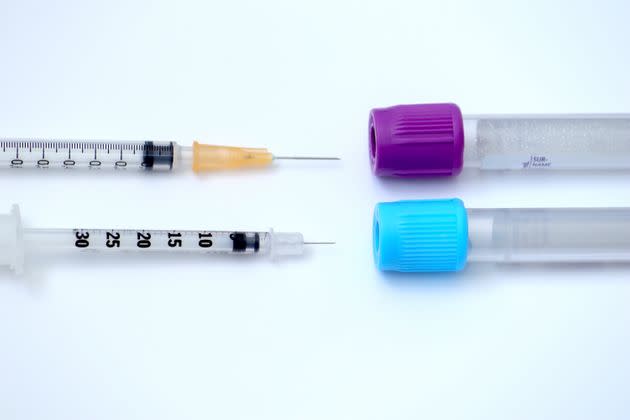 Can you get a COVID booster and flu vaccine at the same time? Here's what you need to know.  (Photo: Photo Agnes Elisabeth Szucs via Getty Images)