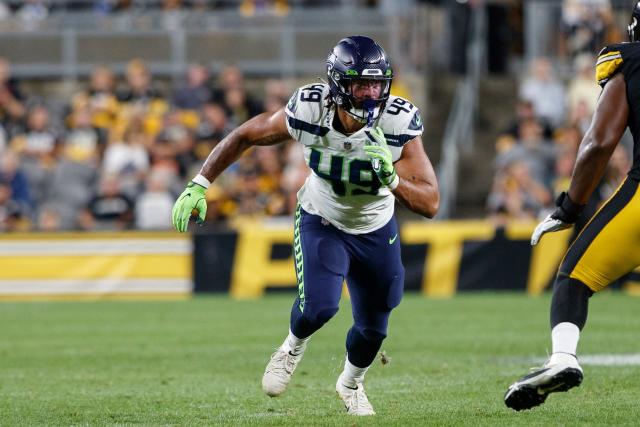 Wareham High alum Joshua Onujiogu now on Seattle Seahawks' practice squad