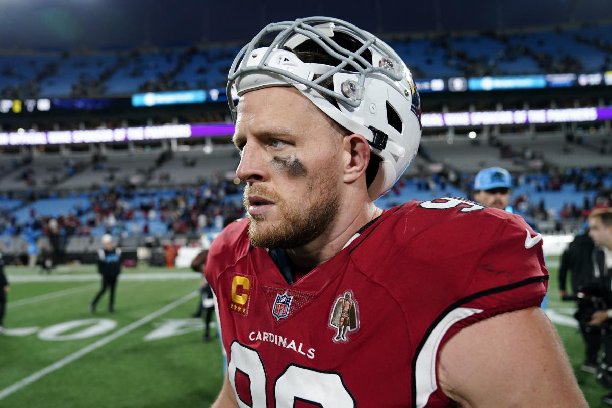 Cardinals star J.J. Watt emotional, upset after win vs. Panthers