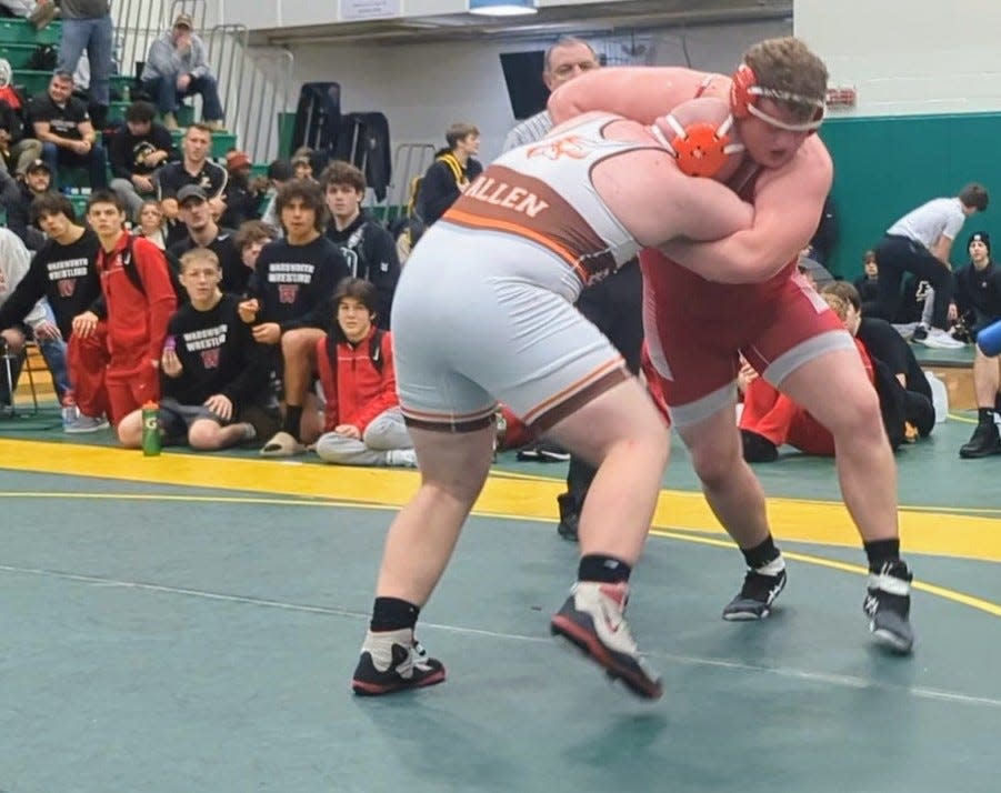 Wadsworth's Aaron Ries holds off a takedown attempt by Buckeye's Todd Allen during his title match at heavyweight at the Maumee Bay Classic.