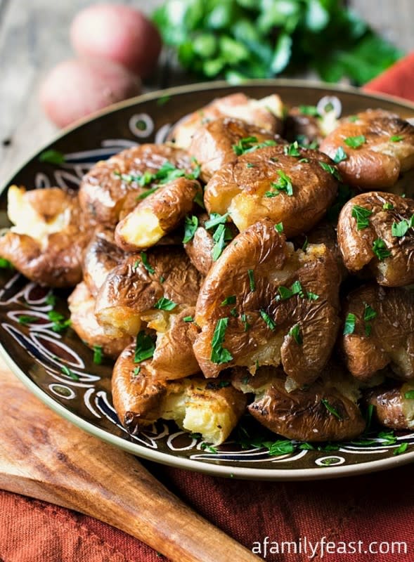 <p>A Family Feast</p><p>These red potato coins are a delicious side dish option for any meal!</p><p><strong>Get the recipe: <a href="https://www.afamilyfeast.com/red-potato-coins/" rel="nofollow noopener" target="_blank" data-ylk="slk:Red Potato Coins;elm:context_link;itc:0;sec:content-canvas" class="link ">Red Potato Coins</a></strong></p><p><strong>Related: <a href="https://parade.com/1041736/kristamarshall/best-sides-for-bbq-ribs/" rel="nofollow noopener" target="_blank" data-ylk="slk:30 Best Side Dishes For BBQ Ribs;elm:context_link;itc:0;sec:content-canvas" class="link ">30 Best Side Dishes For BBQ Ribs</a></strong></p>