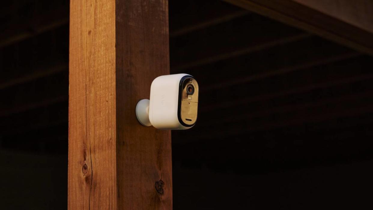  Lifestyle image of the Arlo Essential Outdoor Camera. 