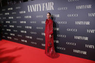 <p>No es Caperucita Roja, sino la modelo Laura Ponte con un acertado <em>total look</em> de Gucci. (Foto: Gtres). </p>