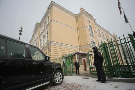 A car drives through a checkpoint outside the British consulate-general in St. Petersburg, Russia March 17, 2018. REUTERS/Anton Vaganov