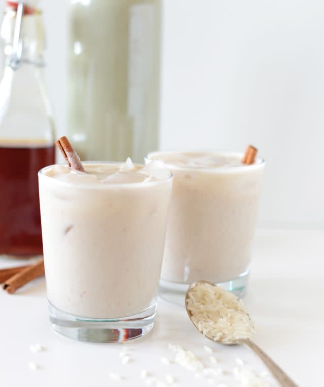 <strong>Get the <a href="http://minimalistbaker.com/date-sweetened-horchata/" target="_blank">Date Sweetened Horchata recipe</a> from Minimalist Baker</strong>