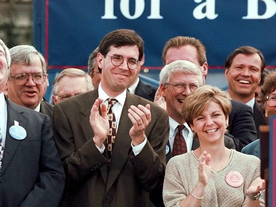 Reps. Paxon and Molinari at an event outside the Capitol in 1996.