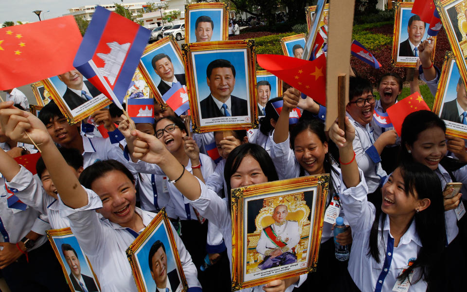 Chinese President Xi Jinping makes an official visit to Cambodia