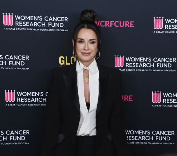 Demi Moore, Tom Hanks attend Women's Cancer Research Fund benefit