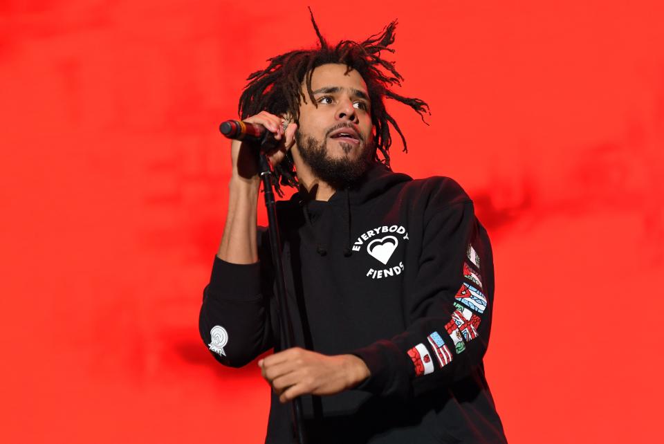 J. Cole seemingly responded to Kendrick Lamar's diss in his track "7 Minute Drill."