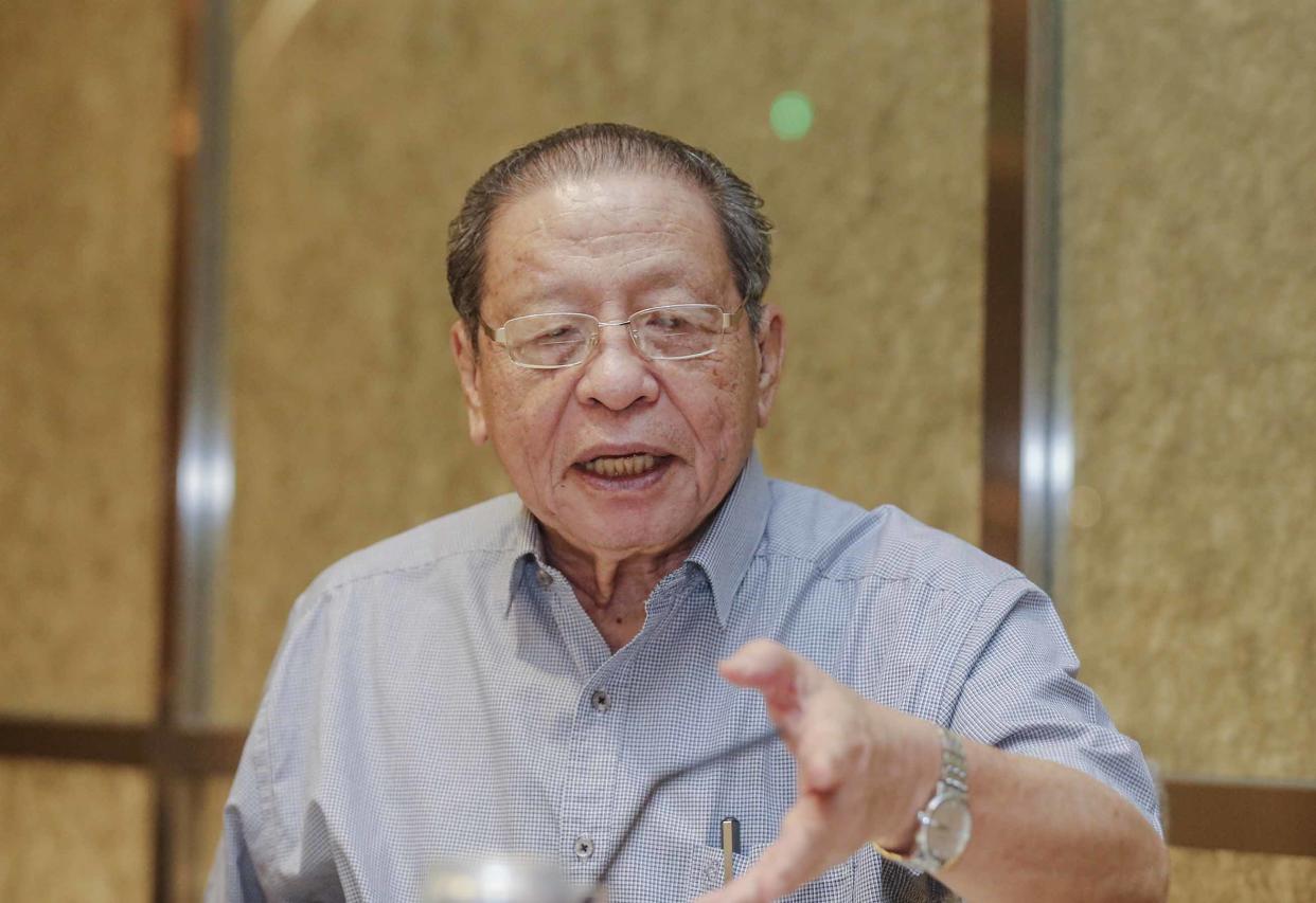 DAP’s Lim Kit Siang said despite Sabah becoming the epicentre of the third wave of Covid-19 in Malaysia, the prime minister and the Cabinet appear engrossed in the 'Malaysian Game of Thrones' instead of the plight in Sabah. — Picture by Firdaus Latif