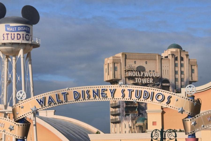 Juez aprueba demanda histórica contra Disney por brecha salarial de género 