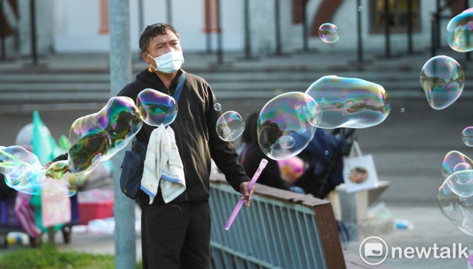 氣象專家賴忠瑋表示，今明兩天的天氣穩定，不過週五起全台又將轉雨(資料照)。   圖：張良一/攝