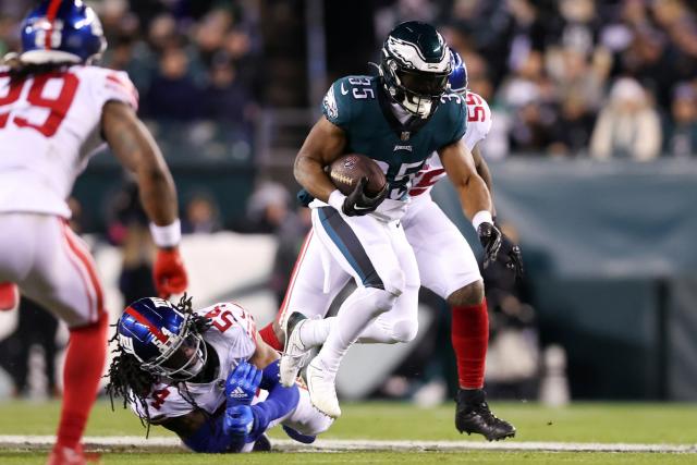 Eagles to wear black pants with white jerseys in Week 10 vs. Broncos