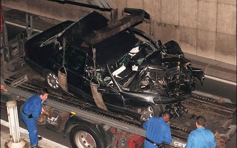 The mangled wreck of the Mercedes is removed from the scene of the Paris crash in 1997. - Credit:  Abaca / FlynetPictures.co.uk