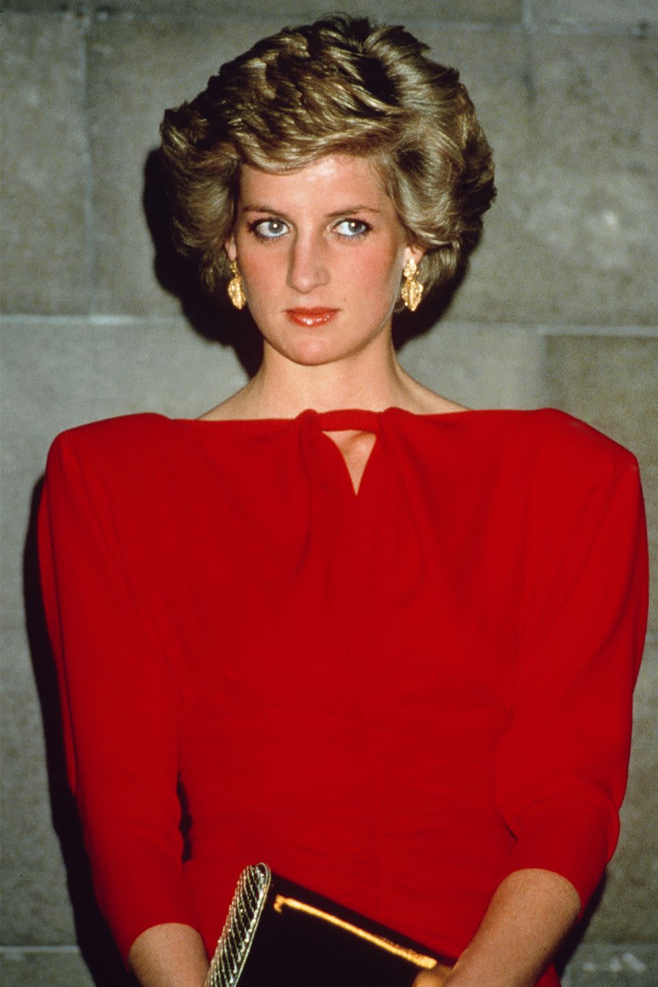 <p>Veering away from her side-part, Diana showed off a new style while attending a state reception while visiting Melbourne.</p>