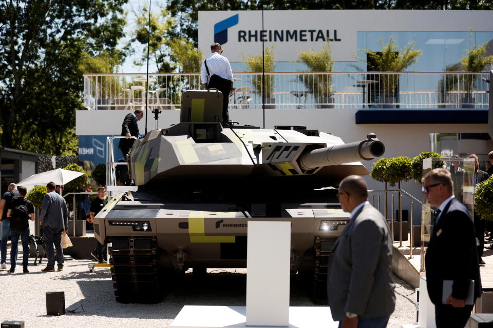 A KF51 Panther tank manufactured by Rheinmetall is displayed at the Eurosatory international defense and security trade fair in Villepinte, near Paris, France June 13, 2022. REUTERS/Benoit Tessier