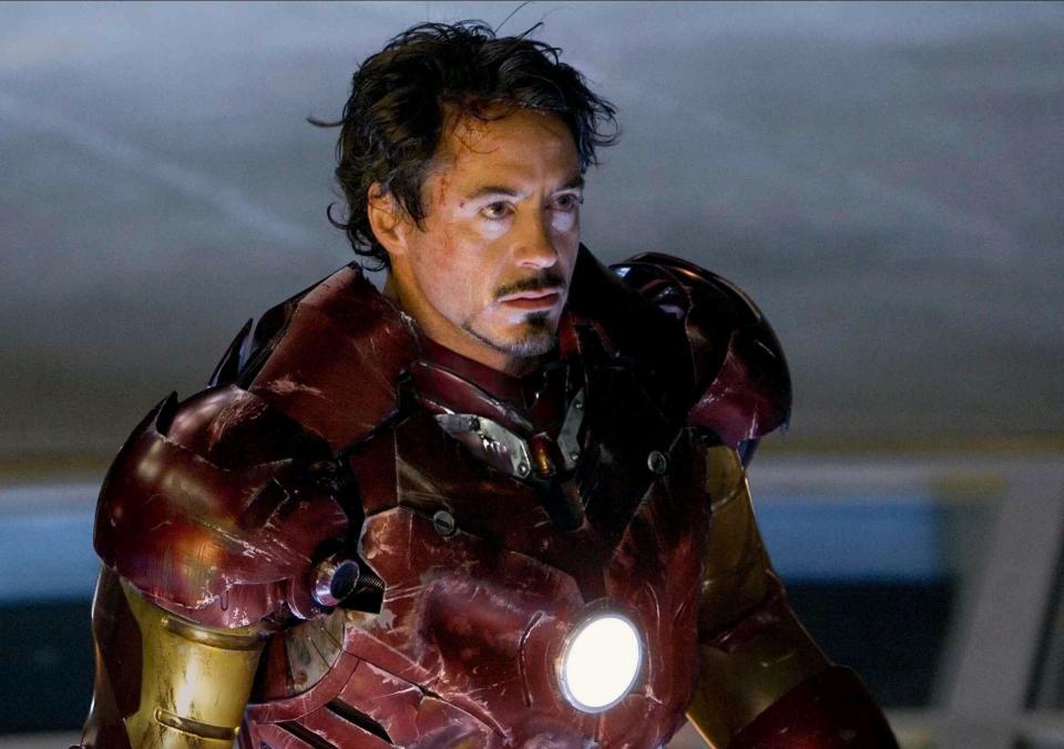 ROBERT DOWNEY JR, IRON MAN, 2008