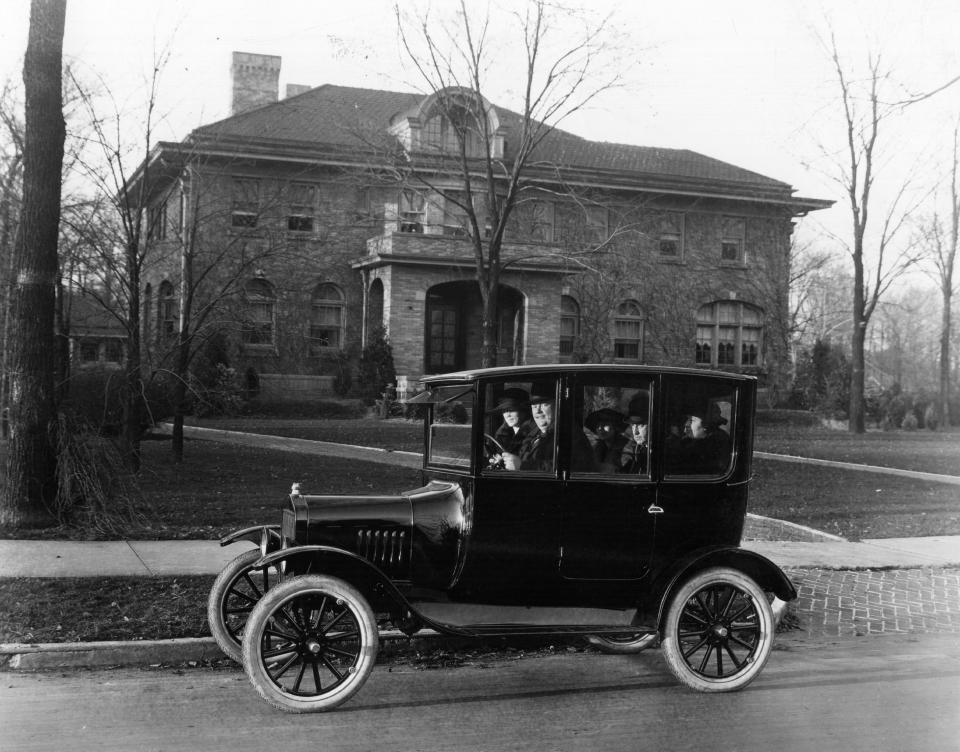 Ab 1919 waren alle Fahrzeuge von Ford mit Sicherheitsglas ausgestattet (Bild: Three Lions/Getty Images)