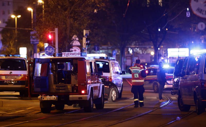 Gunfire exchanges in Vienna