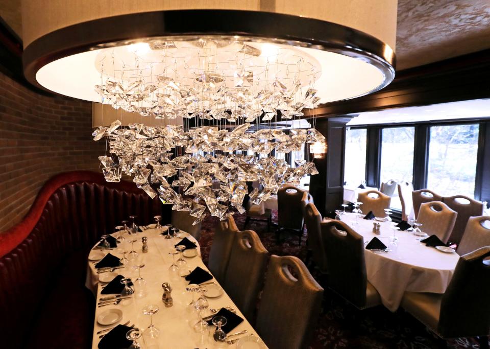 Ornate crystal chandeliers hang over every booth in the Lanning's Restaurant dining room.