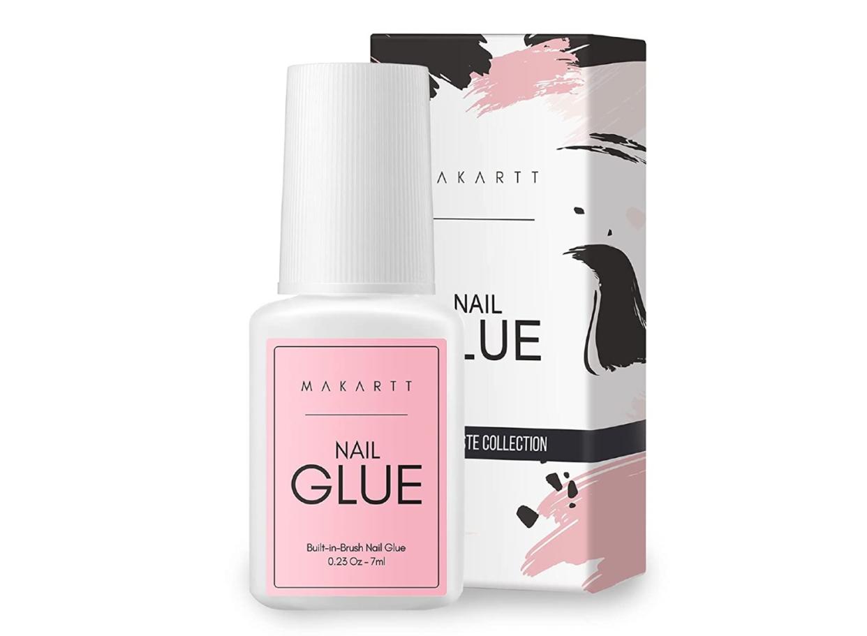 nail glue for press on nails review