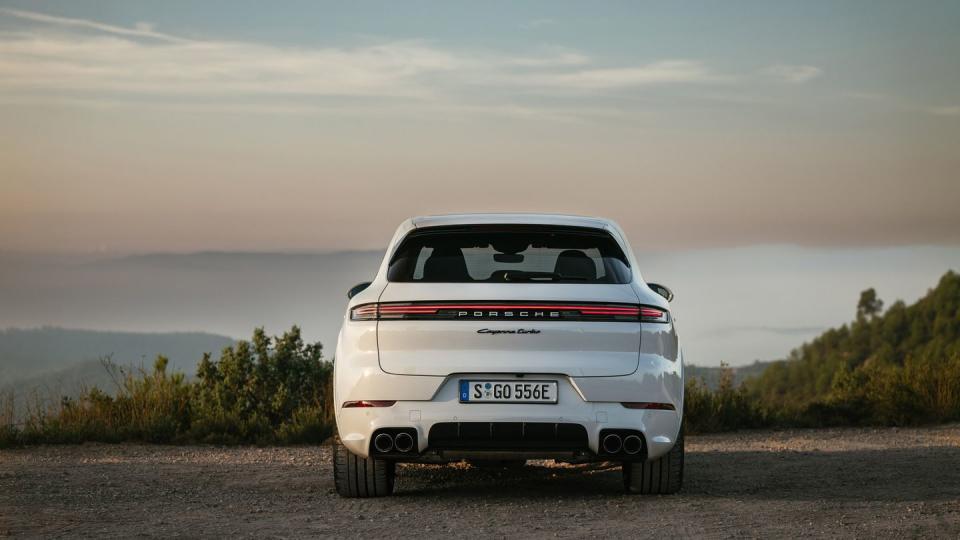 2024 porsche cayenne turbo ehybrid