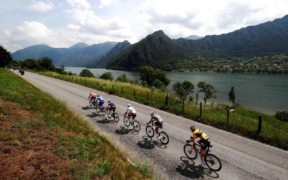 giro ditalia 2022 live stage 16 cycling updates results race latest results - GETTY IMAGES