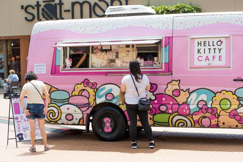 The Hello Kitty Cafe Food Truck is coming to Johnson County’s Town Center Plaza on Saturday.