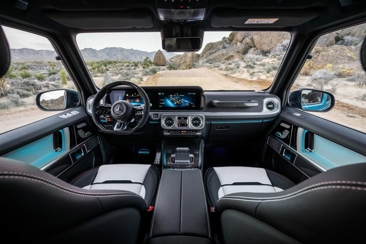 2025 mercedes amg g63 interior