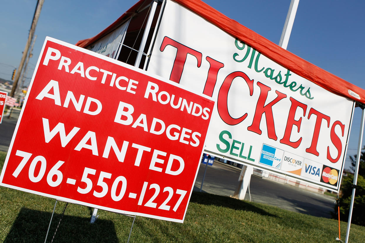 AUGUSTA, GA - APRIL 04:  Tickets scalpers look for badges along Washington Road in front of Augusta National Golf Club before the Masters on April 4, 2010 in Augusta, Georgia.  (Photo by Scott Halleran/Getty Images)