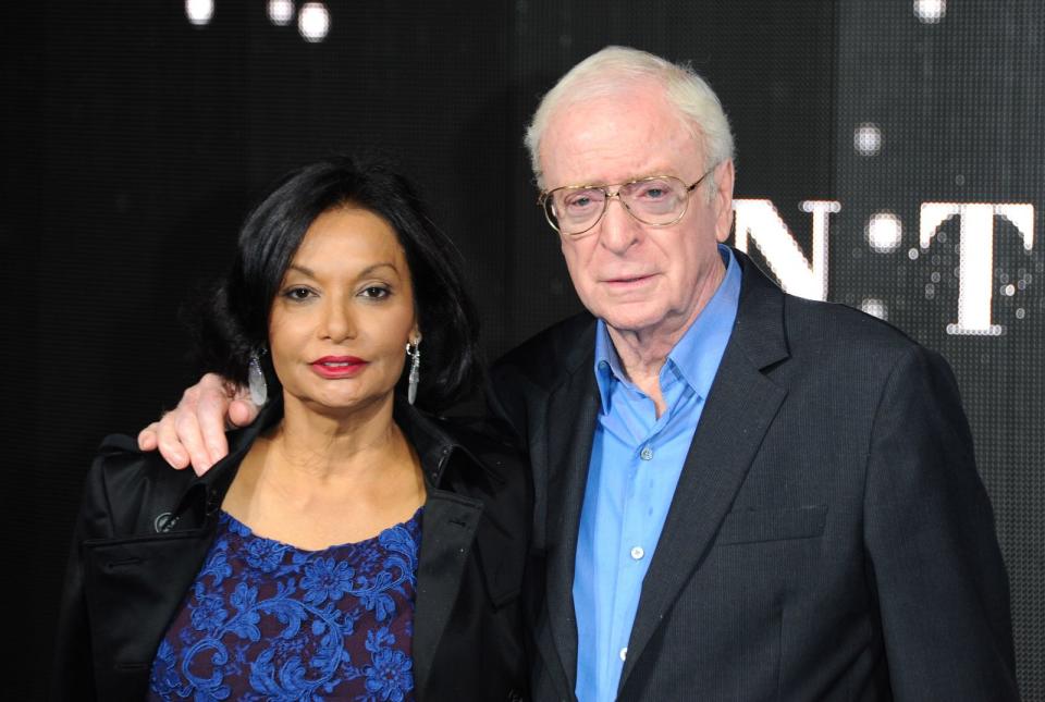 Michael Caine und Shakira Baksh