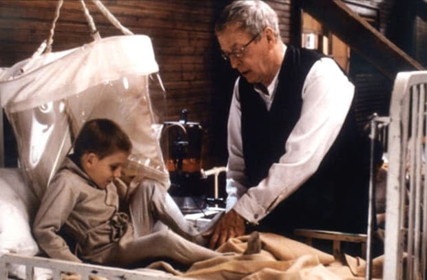 <p>Caine plays abortionist Dr Wilbur Larch, in the film adaptation of John Irving's novel. He won his second Oscar for this role.</p>