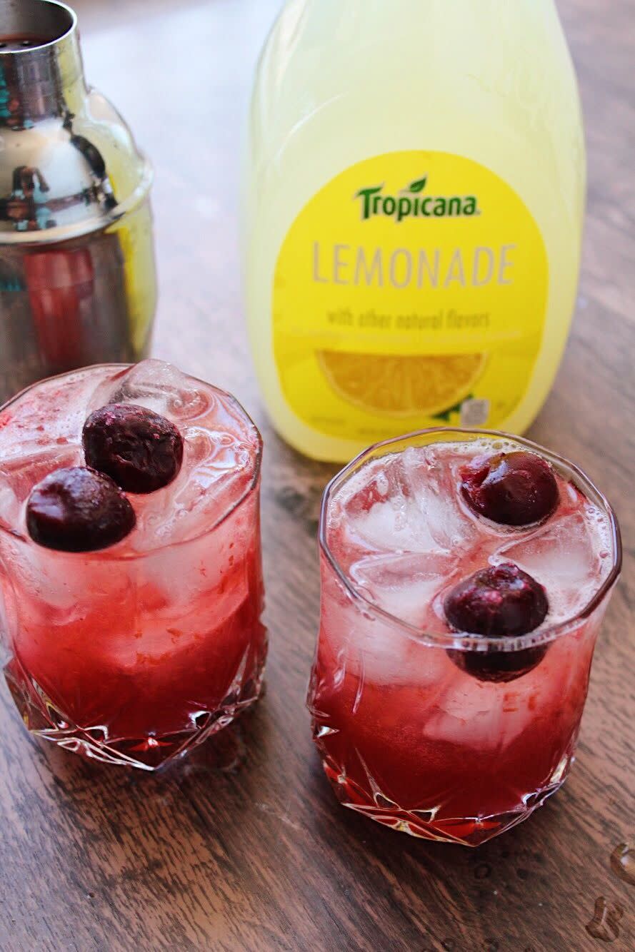 Sparkling Black Cherry Vanilla Bourbon Lemonade