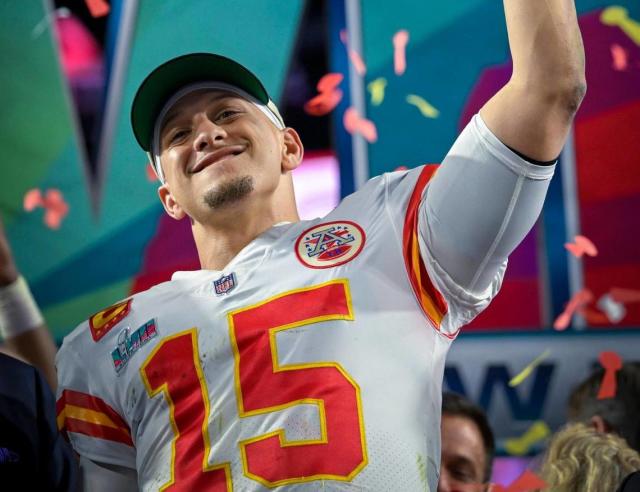 Chiefs' Nick Bolton gives Patrick Mahomes taste of his own medicine - A to  Z Sports