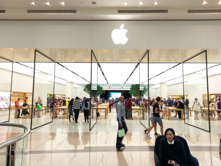 An Apple Store in the Melbourne suburbs. Credit: Nils Versemann/Shutterstock