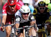 Cycling - Tour de France cycling race - The 190.5 km (118 miles) Stage 6 from Arpajon-sur-Cere to Montauban, France - 07/07/2016 - Team Dimension Data rider Mark Cavendish of Britain wins on finish line. REUTERS/Jean-Paul Pelissier