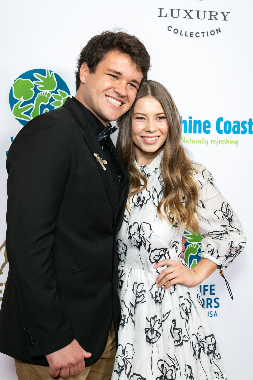 BEVERLY HILLS, CALIFORNIA - MAY 04: Chandler Powell and Bindi Irwin attend the Steve Irwin Gala Dinner at SLS Hotel on May 04, 2019 in Beverly Hills, California. (Photo by John Wolfsohn/Getty Images)