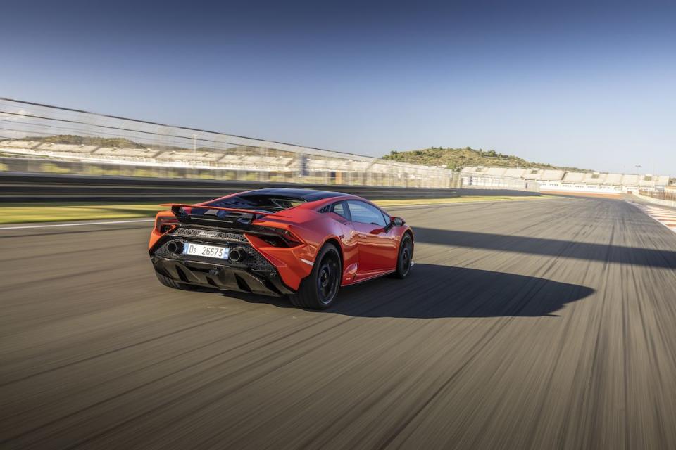 2023 Lamborghini Huracán Tecnica - Photos From Every Angle