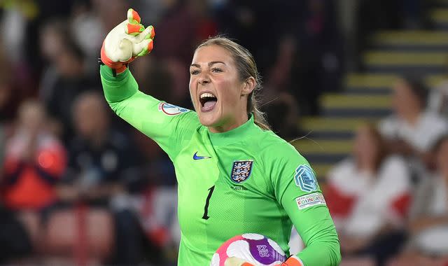 Mary Earps: England goalkeeper hits out at Nike over shirt row