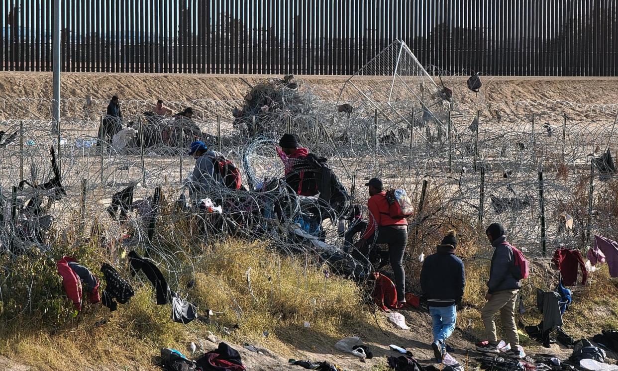 <span>Photograph: Luis Torres/EPA</span>